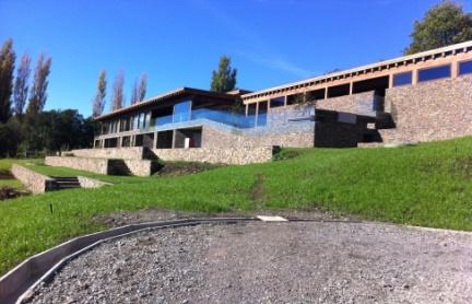 Lago Ranco I — Vista de la casa desde el jardín